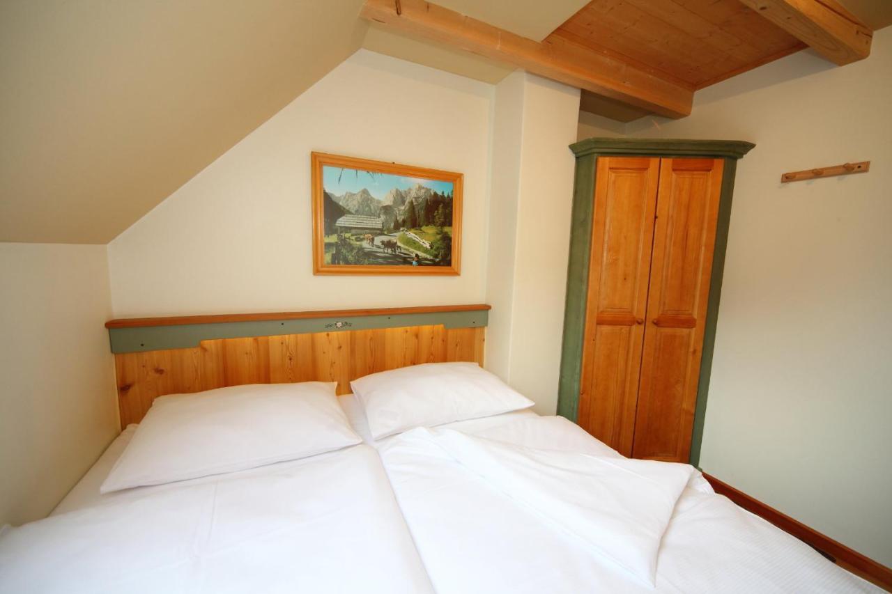 Kronau Chalet Resort Kranjska Gora Exterior photo