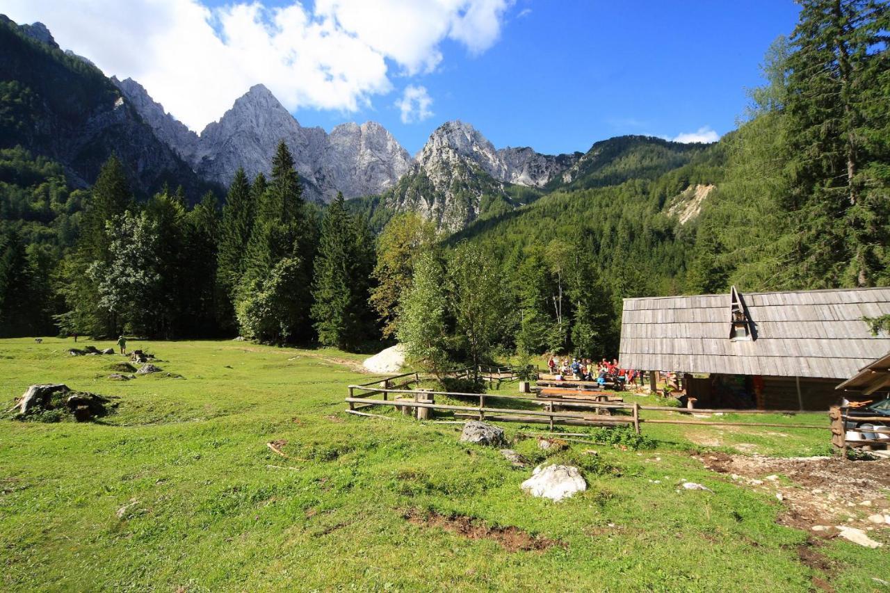 Kronau Chalet Resort Kranjska Gora Exterior photo